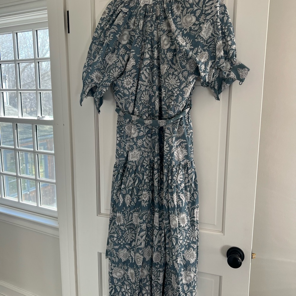 Marea Floral Blue and White Dress - Picture 3 of 5